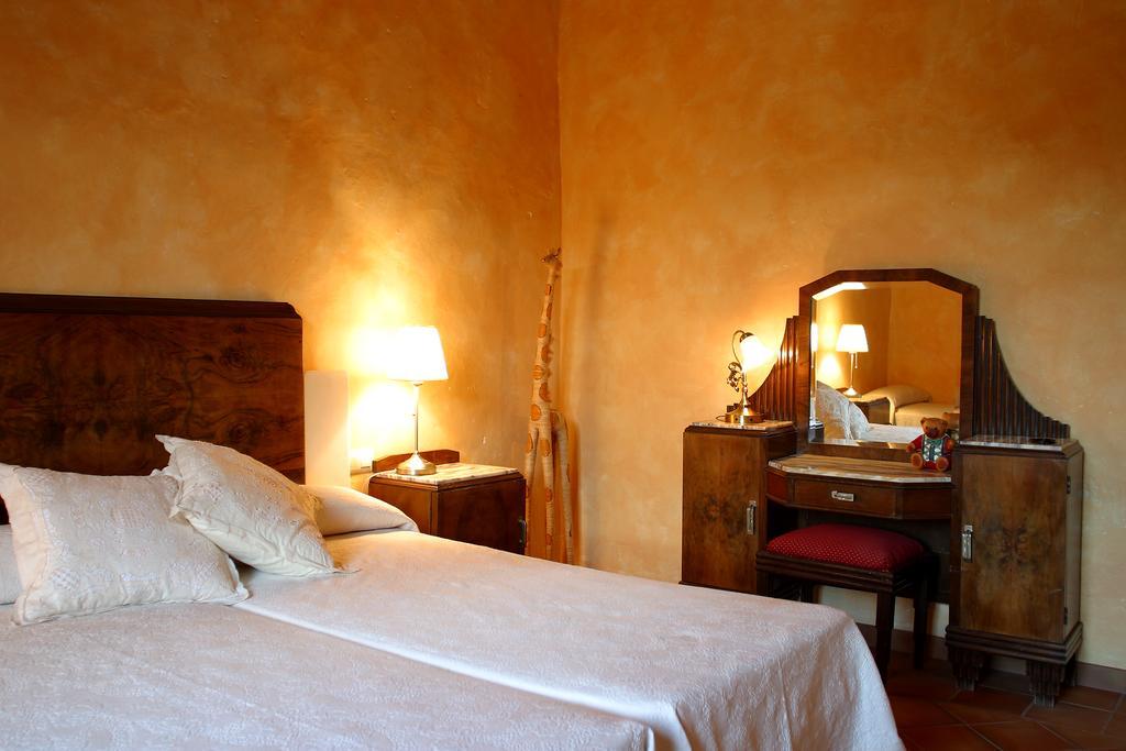 Mas Castell De Gimenelles Hotel Sant Jaume dels Domenys Exterior photo